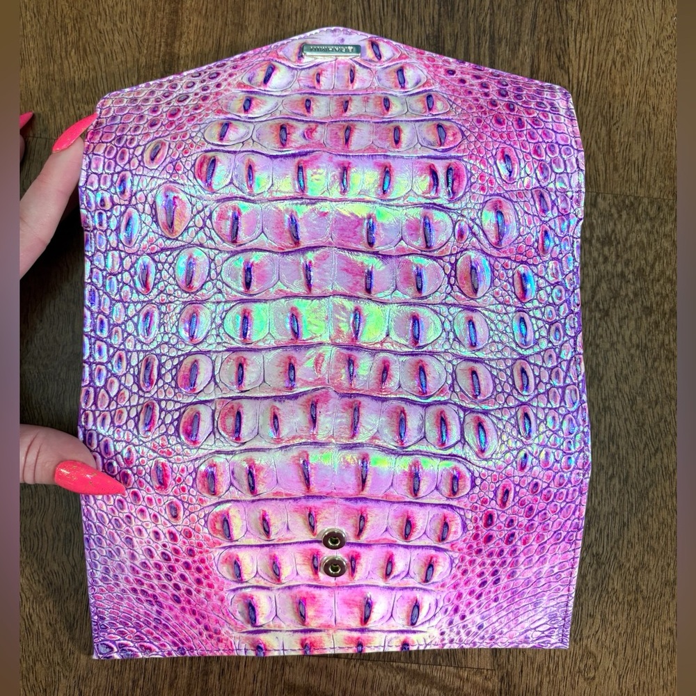 **SOLD**Brahmin EUC Veronica - Purple Iris - Holographic Purple/Pink - Leather - Picture 9 of 14